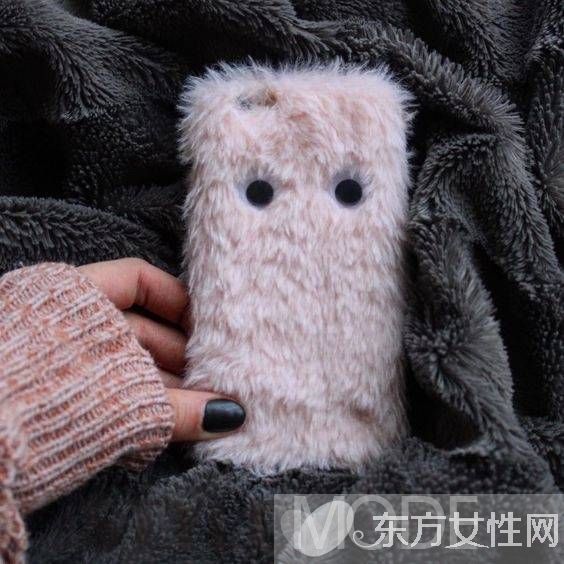 又萌又暖心 这个冬季你也来一件毛茸单品吧