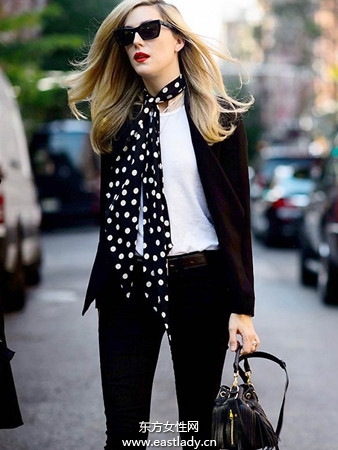 围巾这样搭 保暖又时尚