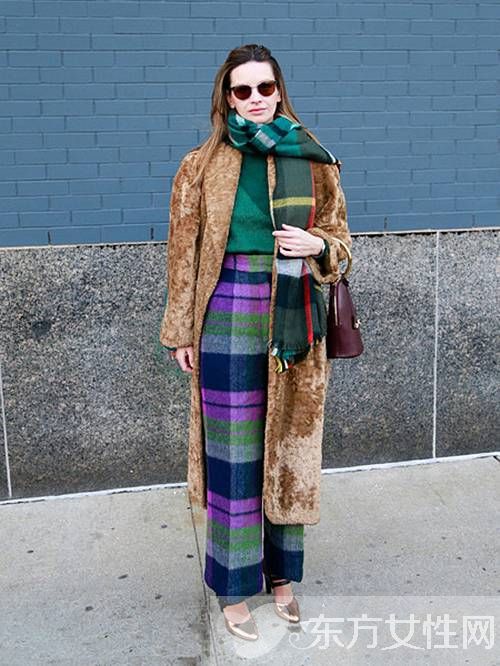 冬季围巾怎么搭配大衣 5招绝对为你赚足眼球