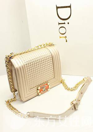 超个性迷你时尚斜挎包 让自己做一个精致的小女人