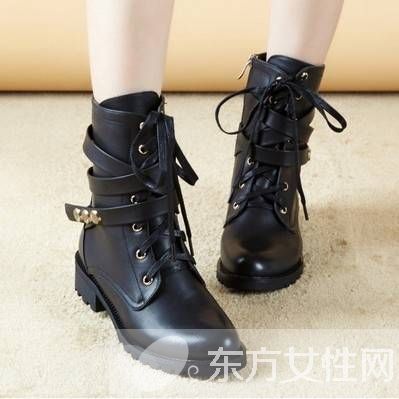 冬季时尚短靴搭配 彰显出多样化的潮范