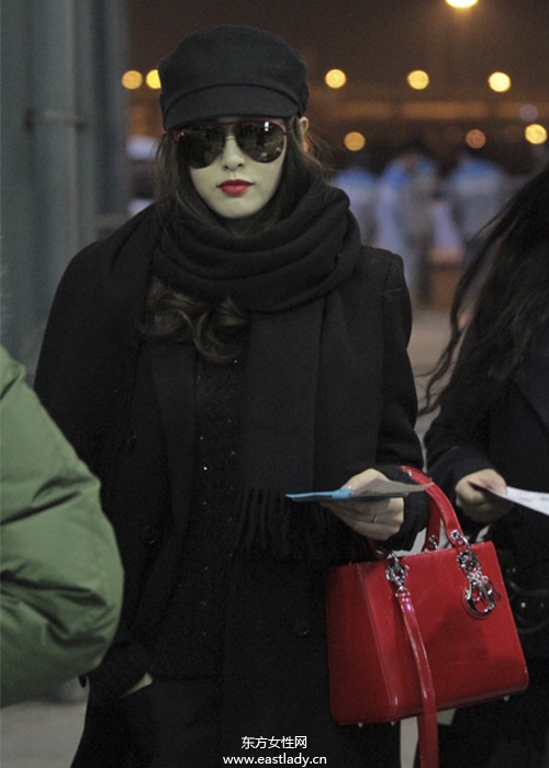 过年少了它可不行 红色单品正当时