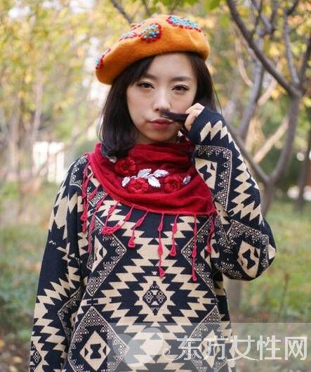 红色围巾搭配法则 对单调沉闷的冬天say no