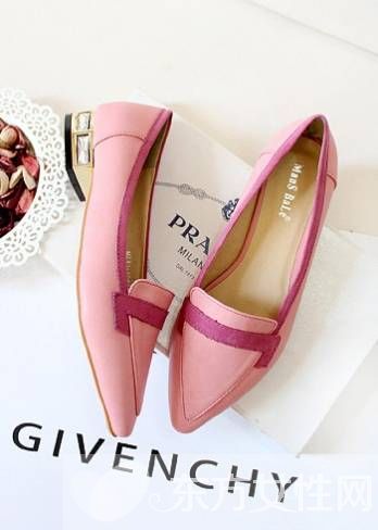 今年春夏季最流行的鞋 尖头平底单鞋最新潮