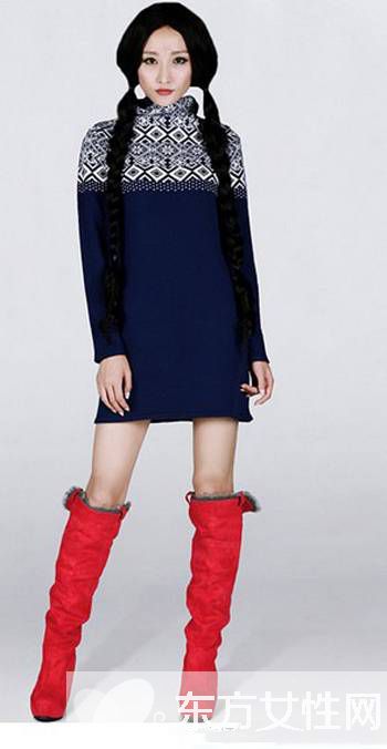 平跟高筒靴与坡跟高筒靴搭配 凸显你的优雅腿部曲线