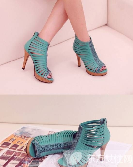 夏季女生时尚皮凉鞋 充满着可爱的潮流感