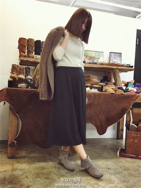 今冬流苏单品大热 从头到脚流苏单品穿搭盘点