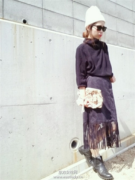 今冬流苏单品大热 从头到脚流苏单品穿搭盘点