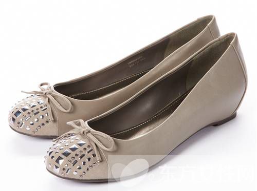 2016新款单鞋搭配法则 轻松打造时尚甜美形象