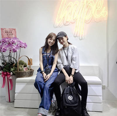 复古棒球帽强势回归 看日韩台女星如何穿搭