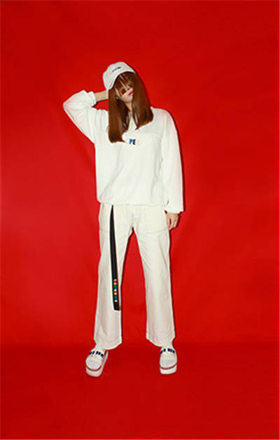 复古棒球帽强势回归 看日韩台女星如何穿搭