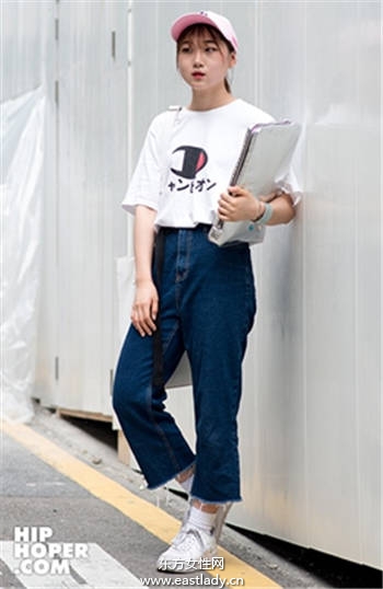 鸭舌帽该怎么戴 看韩妞们都怎么驾驭压舌帽吧