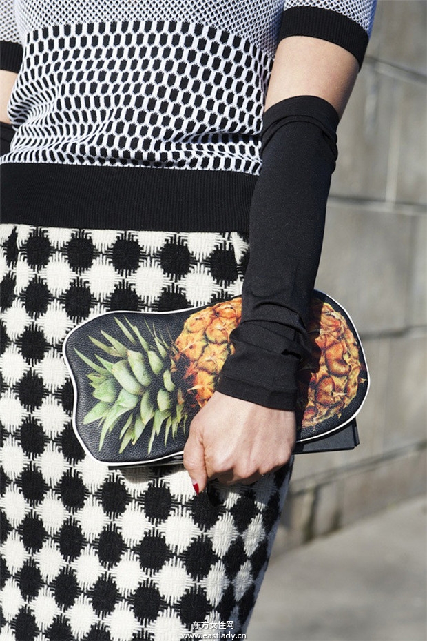 街头达人百变饰品搭个性十足