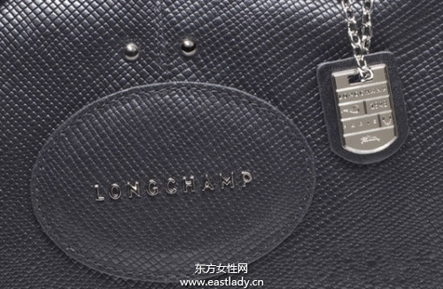 Longchamp Quadri 2013秋冬时尚斜肩包(图)
