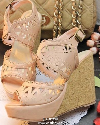 夏季女孩鞋柜必备坡跟鞋 气质瞬间提升