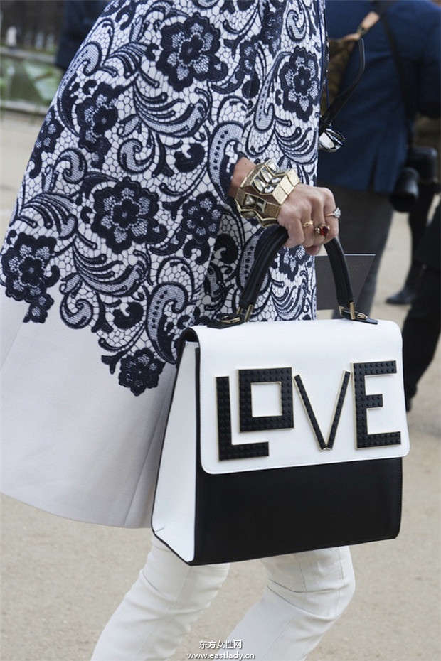 街头达人百变饰品搭个性十足