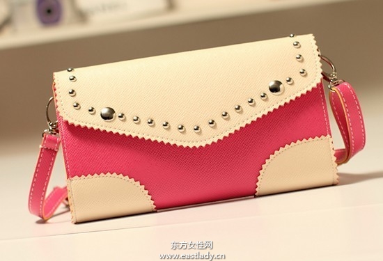 简约实用手拿包出席公共活动不错的选择