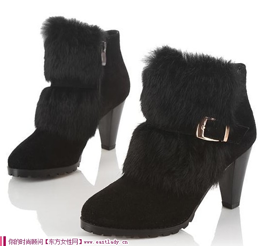 兔毛皮带粗跟小短靴 挡不住的诱惑