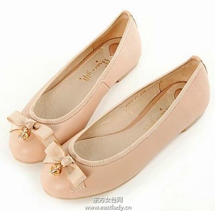 可爱娃娃鞋每个女孩春季必备的单品之一