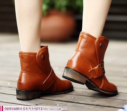 增高鱼嘴松糕单鞋 彰显时尚活力