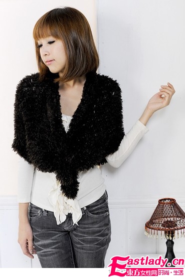 时尚围巾单品给冬日添温暖