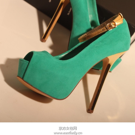 冬季时尚高跟鞋 百搭性感又舒适