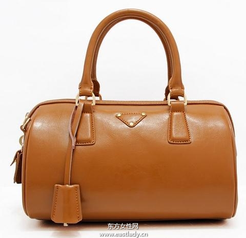 初春时尚休闲包包让你的出行充满无穷乐趣