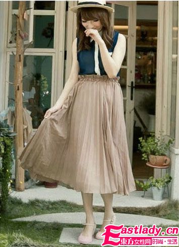 2012新款镂空鸟巢网状塑胶凉鞋 穿出时尚突出个性