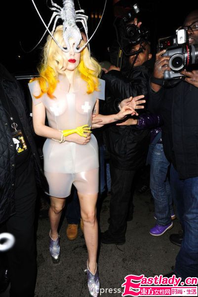 性感不色情 20112春夏胸贴变灵感缪斯