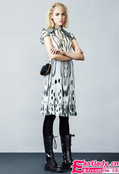 2012迷你闷骚包包风靡欧美街头