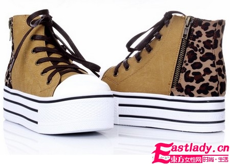 时髦松糕鞋 给你的装扮锦上添花