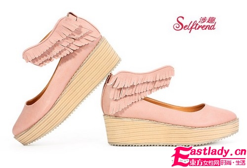 时髦松糕鞋 给你的装扮锦上添花