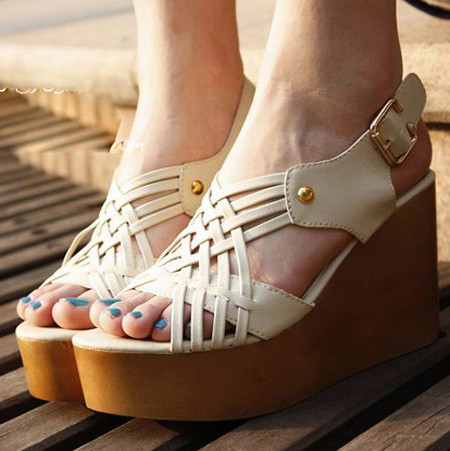 2011夏全牛皮磨砂款拖鞋 舒适又潮流