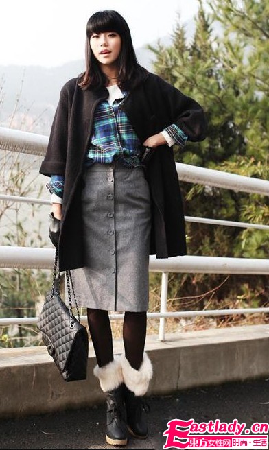 格纹内搭时尚升级 精彩上身效果