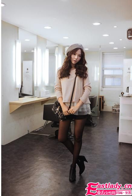 温暖弥漫寒冬 针织连衣裙萌翻天