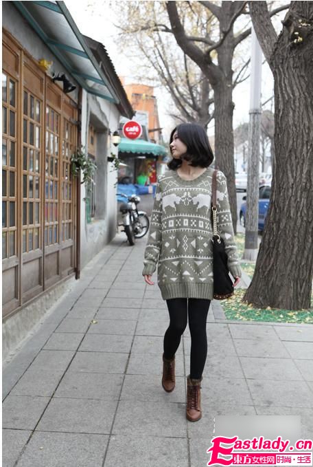 温暖弥漫寒冬 针织连衣裙萌翻天