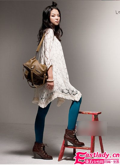 冬季甜美加倍 就将蕾丝作内搭