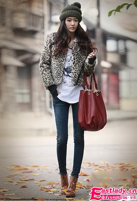 豹纹百变装 引领时装贵族风