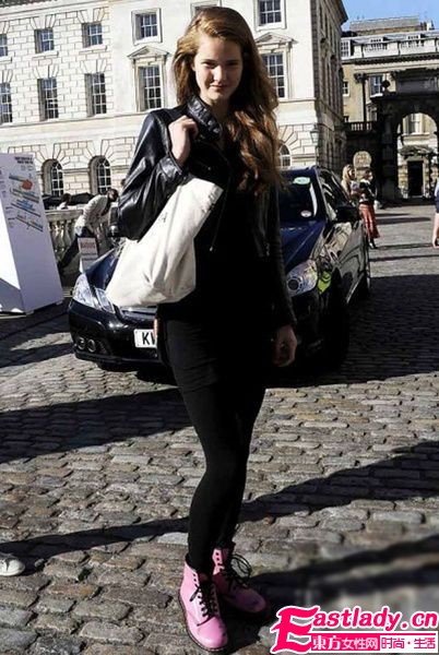 潮人演绎马丁靴搭配技巧