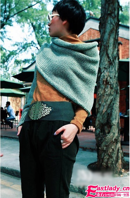 保暖混搭 御寒披肩人手一件