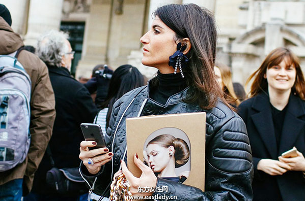 盘点时装周潮人最爱佩戴的首饰