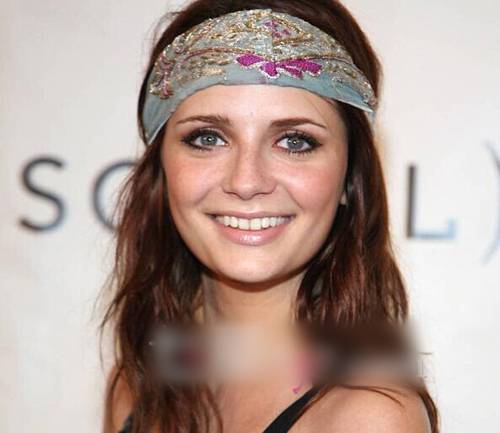 夏季方巾的搭配技巧 让你美得不要不要的