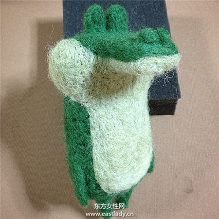 长胡子的鞋猫也太幽默 表情逗趣又微窘的困惑萌动物羊毛毡