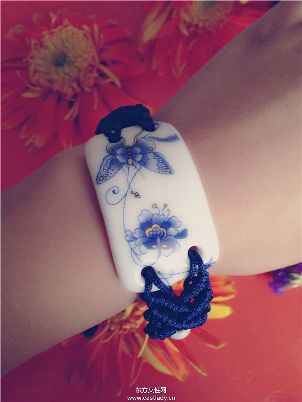 夏季热潮优雅手链伴你行