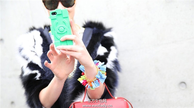 时装周时尚达人珠宝首饰成点睛之物