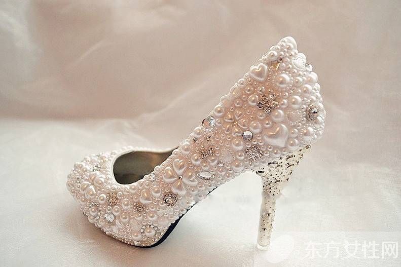 浪漫婚礼时尚高跟鞋 每个女孩都该美美哒出嫁