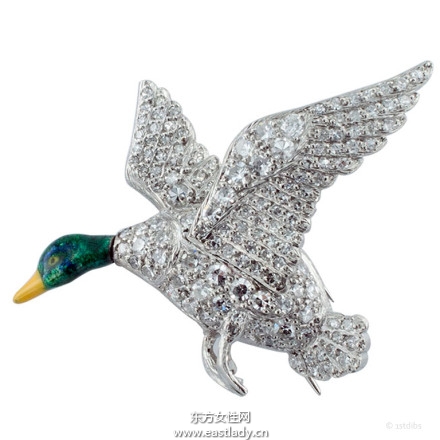 鸟儿胸针奢华大气