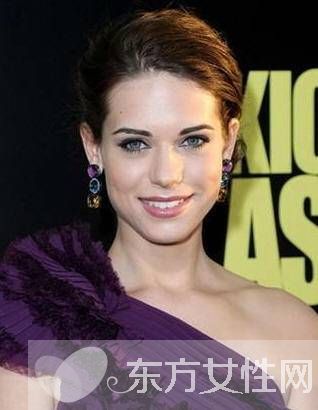 耳饰巧妙搭配 让你气质瞬间提升还瘦脸