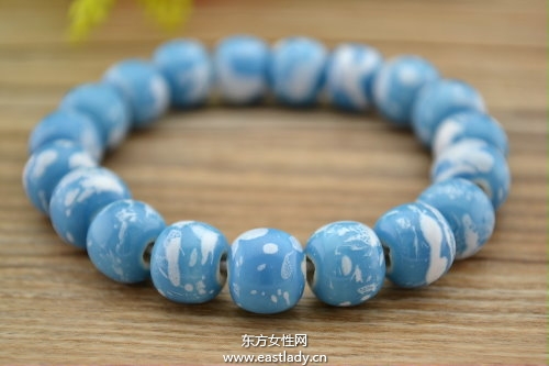 具有中国味的项链手镯