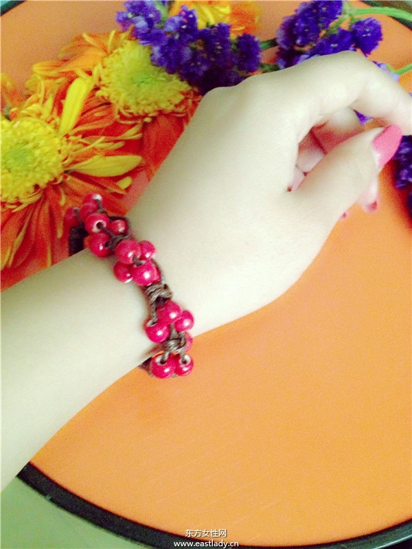 夏季热潮优雅手链伴你行